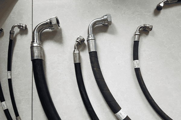 Hydraulic hose installation on crimping machine, Precise assembly of hydraulic system components